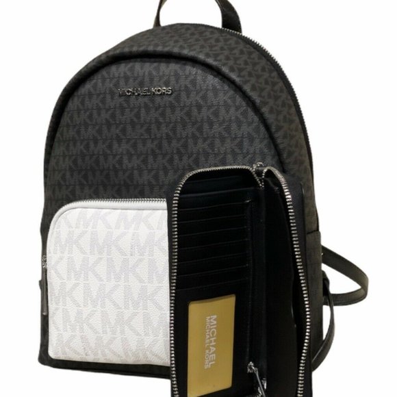 Bundle NWT Michael Kors Backpack & Wristlet - Picture 4 of 9